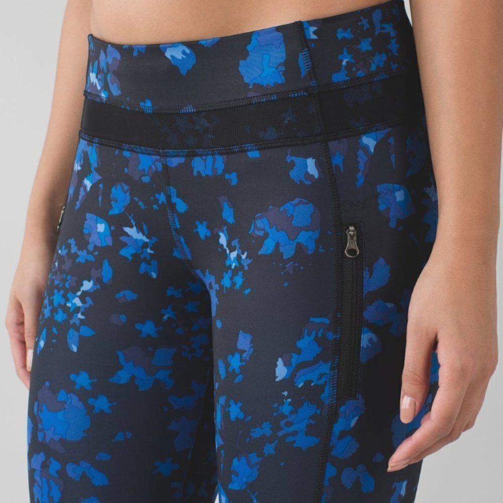 Lululemon Inspire Tight II *Full-On Luxtreme (Mesh) - Picture 3 of 14